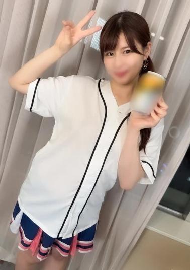 fc2ppv-3202788 [Top Ball/Individual Shooting] Too Cute Beer Sales Girl Yuki-chan 24 Years Old